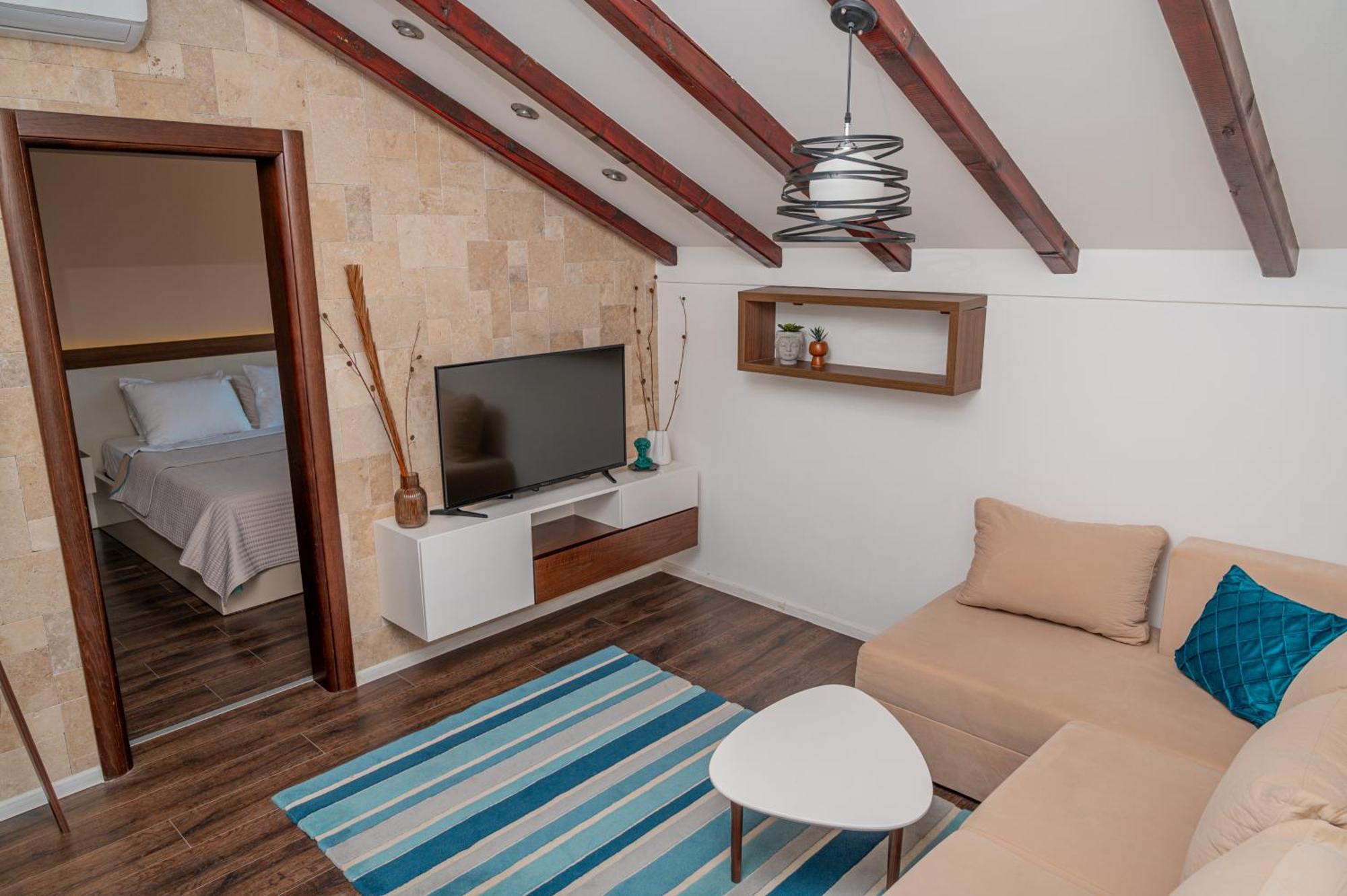 Apartment Secret Garden Ulcinj