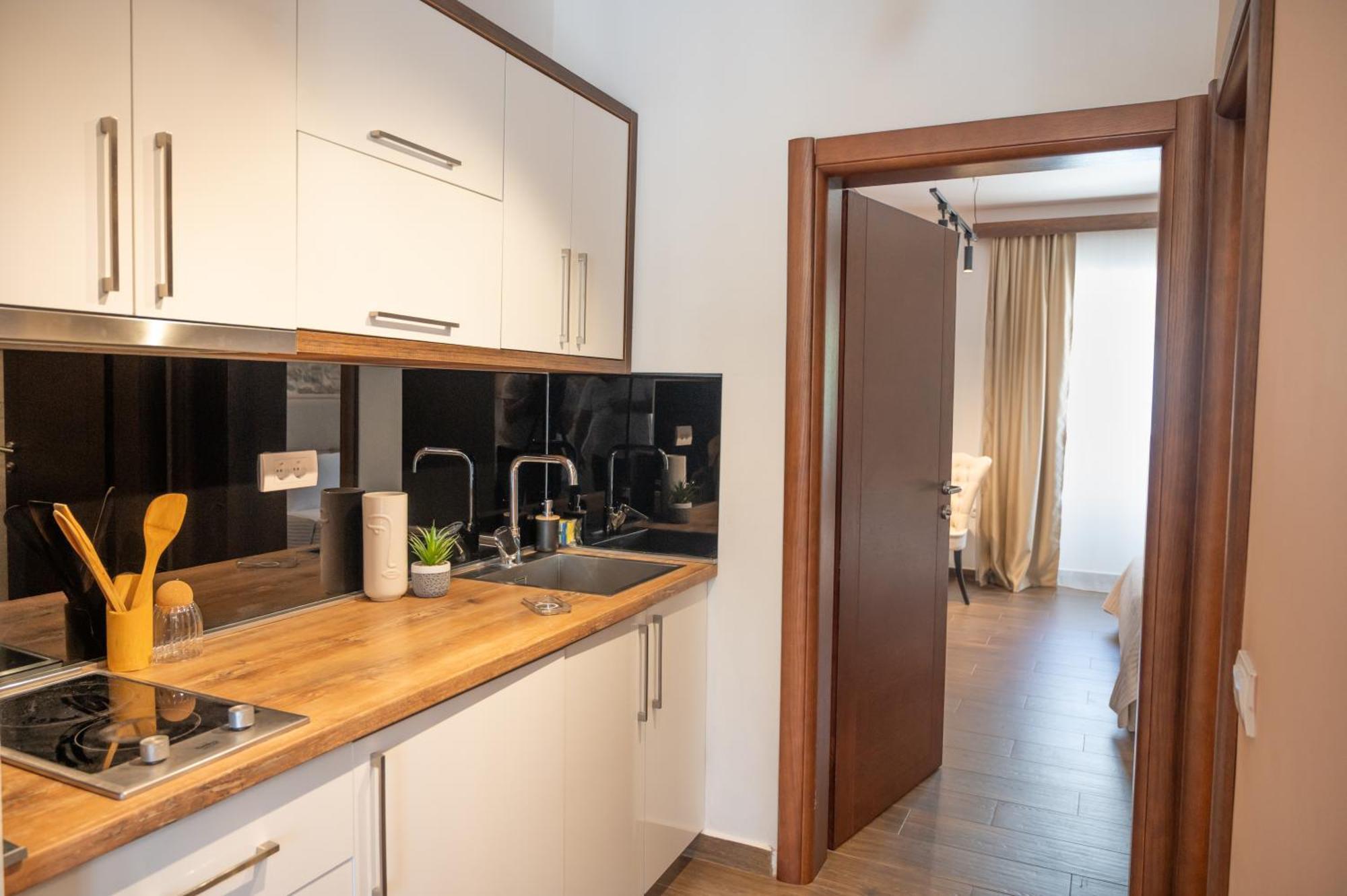 Secret Garden Apartment